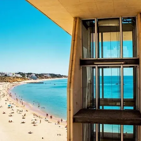 In Downtown - Serenity 招待所 *