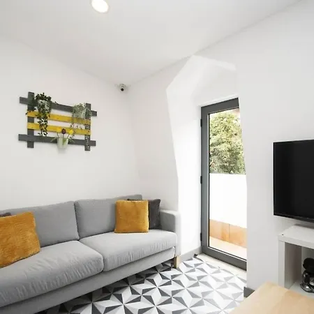 In Downtown - Serenity 招待所 阿尔布费拉