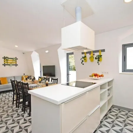 In Downtown - Serenity