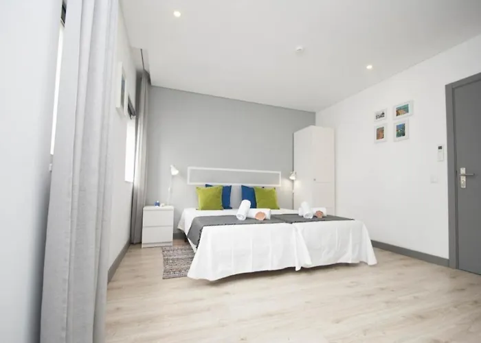 In Downtown - Serenity Gasthuis