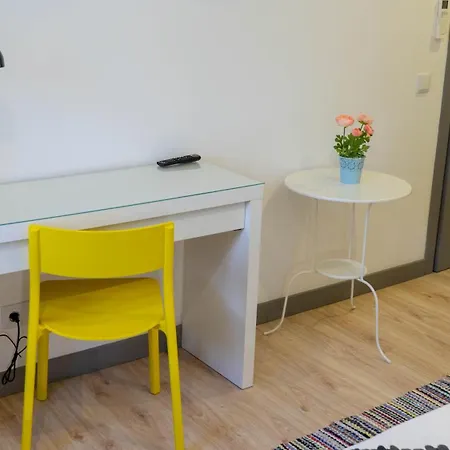 In Downtown - Serenity Gasthuis